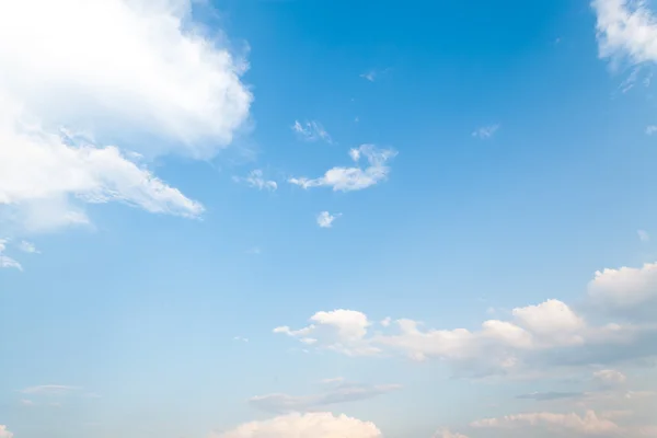Blue sky with clouds background — Stock Photo, Image