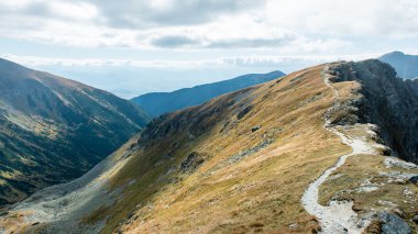 Slovakya'daki Tatra Dağları'nın görünümü