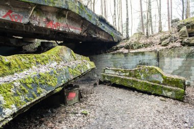 terk edilmiş elektro Gar binası