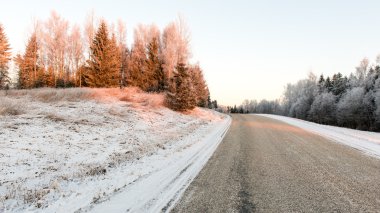 Boş yol kırsal kış