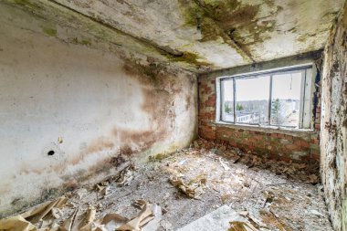 Askeri yerleşim kalıntıları terk edilmiş iç