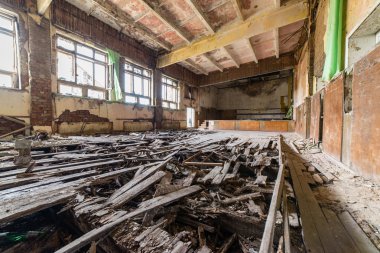 Askeri yerleşim kalıntıları terk edilmiş iç