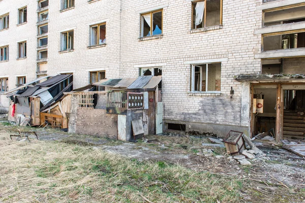 Ruínas abandonadas do assentamento militar — Fotografia de Stock