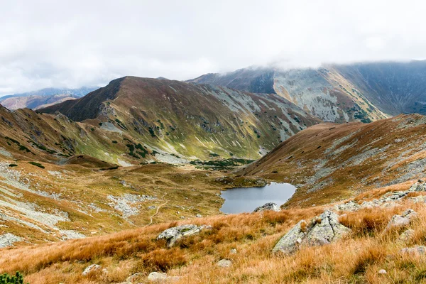 Tatry na Slovensku pokryta mraky — Stock fotografie