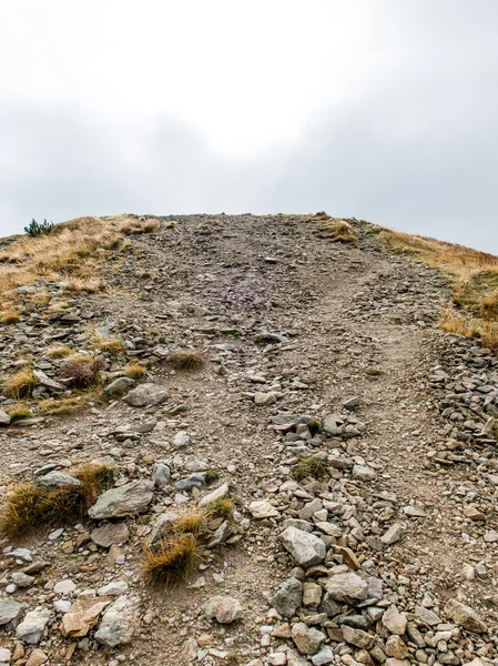 Slovakya'daki Tatra Dağları bulutları ile örtülü