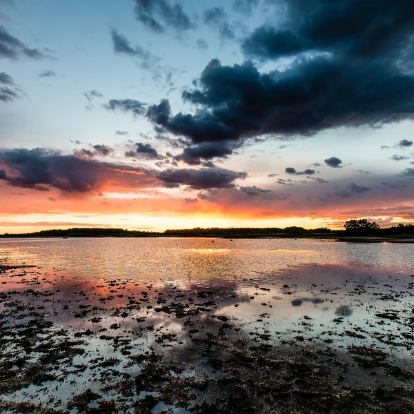 Hermosa puesta de sol sobre el mar Báltico — Foto de Stock