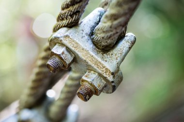 Paslı çelik kablo, kötü koşulu