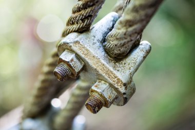 Paslı çelik kablo, kötü koşulu