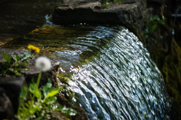 Fossefall fra ravine – stockfoto