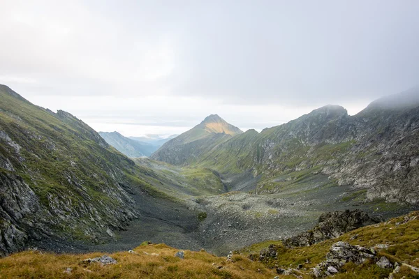 Fagaras гір у південних Карпатах, Румунія — стокове фото