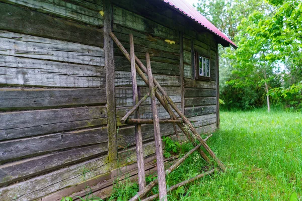 Régi Épület Belső Deszkák Téglafal Piros Barna — Stock Fotó