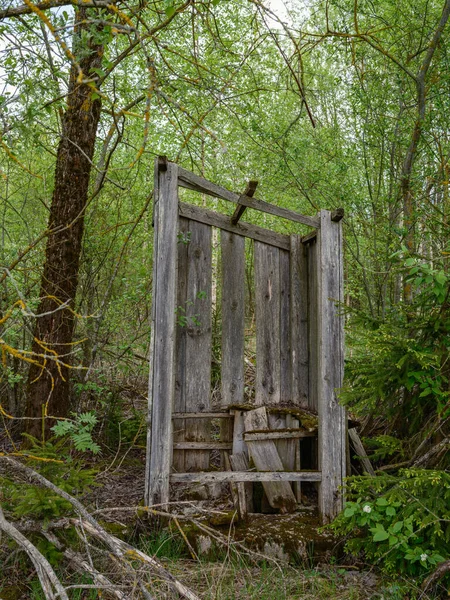 Pequena Casa Banho Madeira Nas Florestas Recreação — Fotografia de Stock