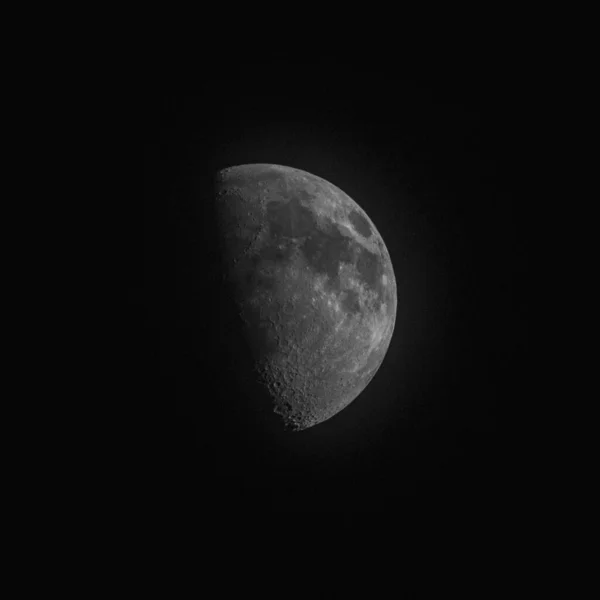 Heller Mond Dunklen Nachthimmel Sommer — Stockfoto