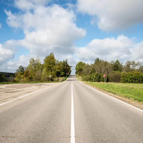 Route de campagne vide — Photo