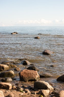 Baltık Denizi kayalık plaj