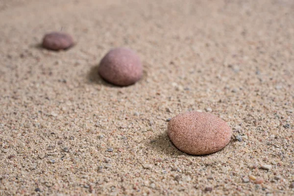 Zen-Garten Sandwellen und Felsskulpturen — Stockfoto