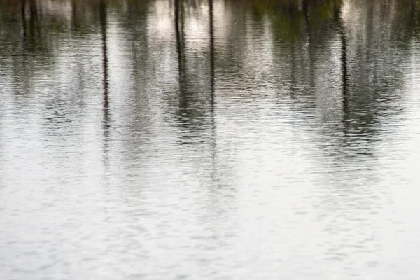 Reflexão abstrata da paisagem de outono colorido — Fotografia de Stock