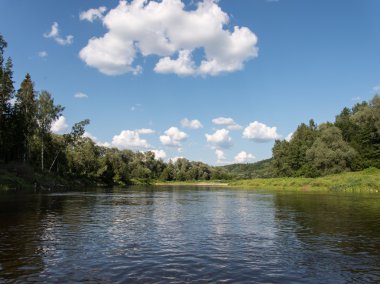 Güzel nehir manzarası