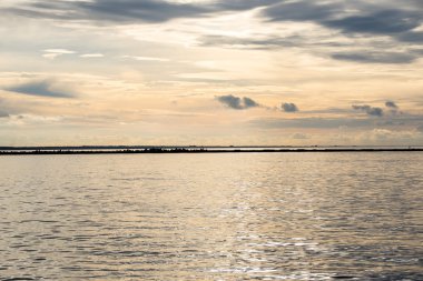 renkli sonbahar manzara soyut yansıması