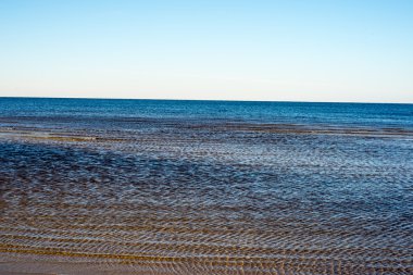 ilk buz parçaları ile buzlu deniz plaj