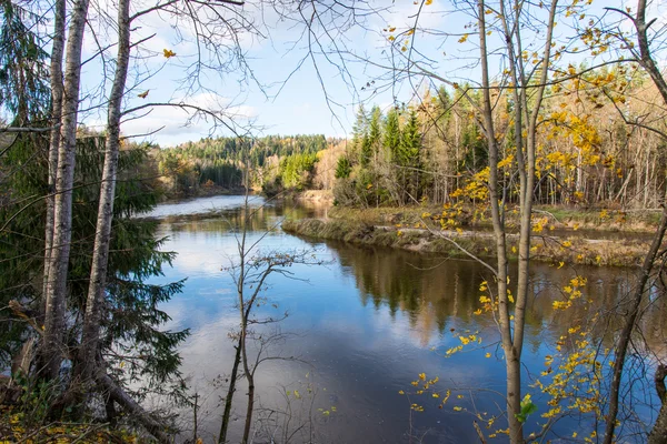 Scenic autumn colored river in country — Stock Photo, Image