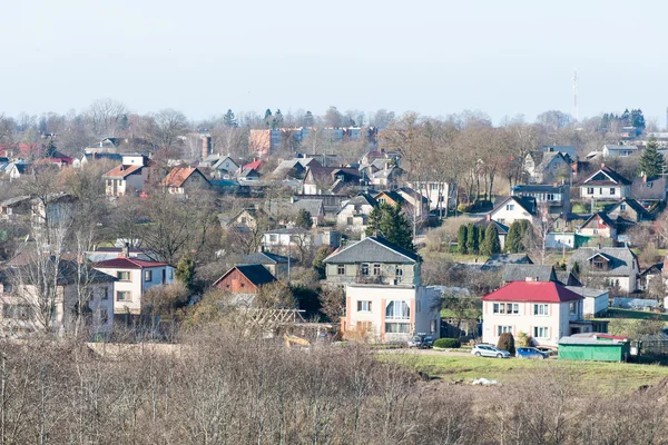 Liten stad panoramautsikt från ovan i höst — Stockfoto