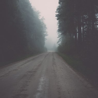 boş köy yolunda - retro, vintage