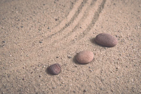 선 정원 모래 파도 바위 조각-레트로, 빈티지 — 스톡 사진