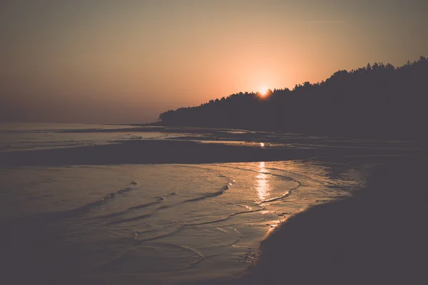 Beach skyline with sand and perspective - retro, vintage — Stock Photo, Image