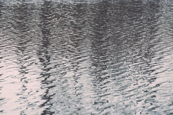 Riflessione astratta del colorato paesaggio autunnale retrò, vintag — Foto Stock