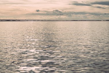 renkli sonbahar tasarlamak yansıma manzara - retro, vintag