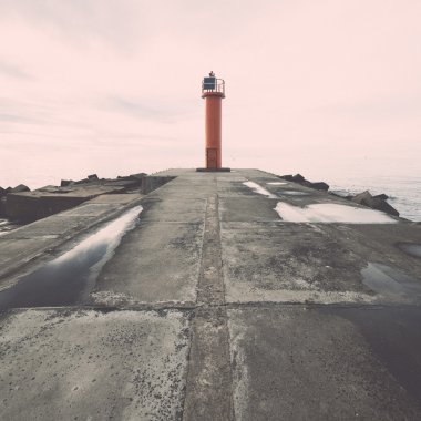 dalgakıran deniz-deniz feneri ile retro, vintage