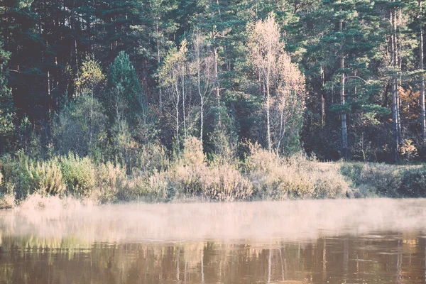 Scenic autumn colored river in country - retro, vintage — Stock Photo, Image