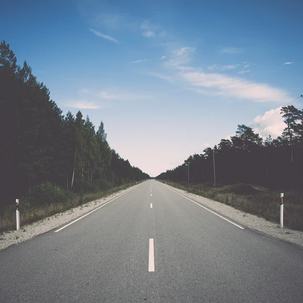 Driving empty highway in summer - retro, vintage — Stock Photo, Image