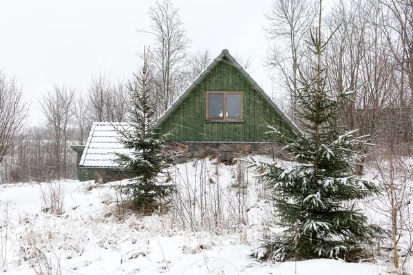 Landhaus im Winter auf dem Land — Stockfoto
