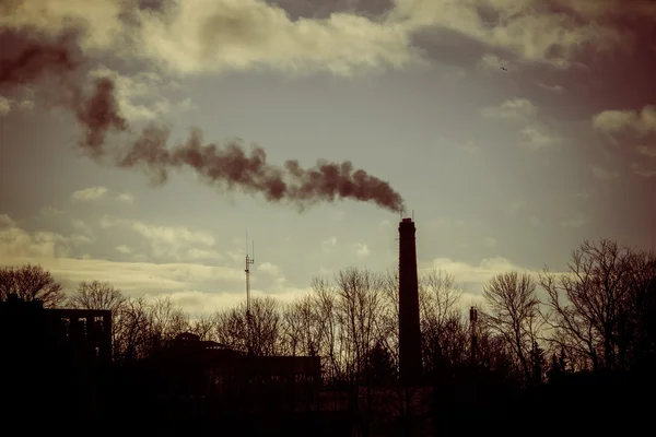 Industrial park with chimney and white smoke - retro vintage — Stock Photo, Image