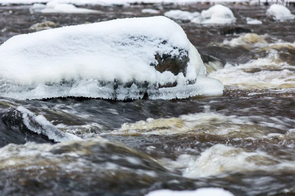 Trame di ghiaccio congelate astratte nel fiume — Foto Stock