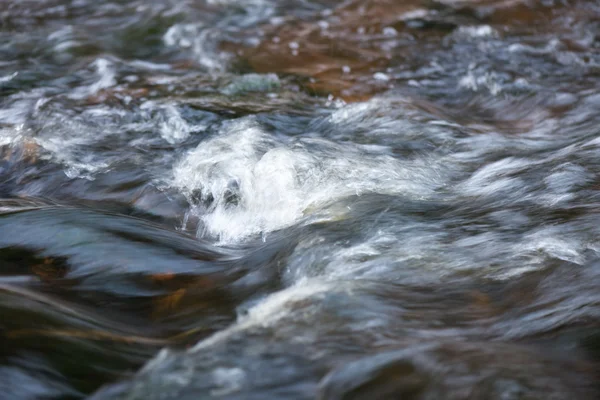 Trame di ghiaccio congelate astratte nel fiume — Foto Stock
