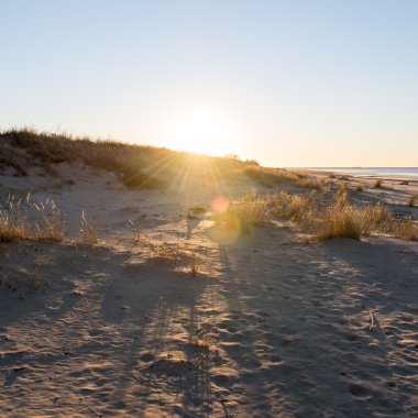 Tersane ve deniz port yakınındaki donmuş beach