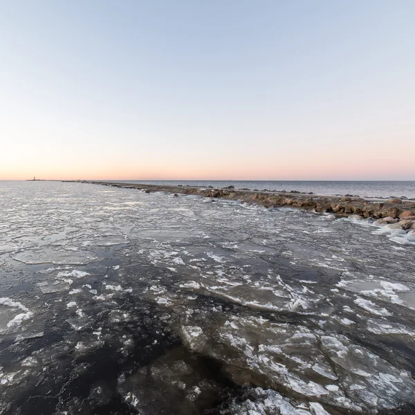 Tramonto sul mare ghiacciato — Foto Stock