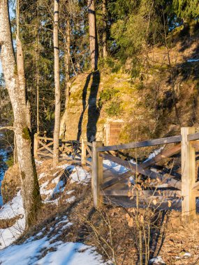 Kışın kırsal manzara