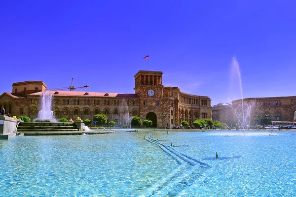 Erivan, Cumhuriyet Meydanı
