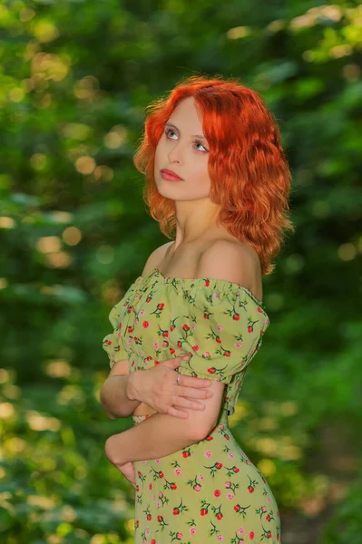 Beautiful Young Woman Standing Trees Looking Distance Warm Summer Day — Stock Photo, Image