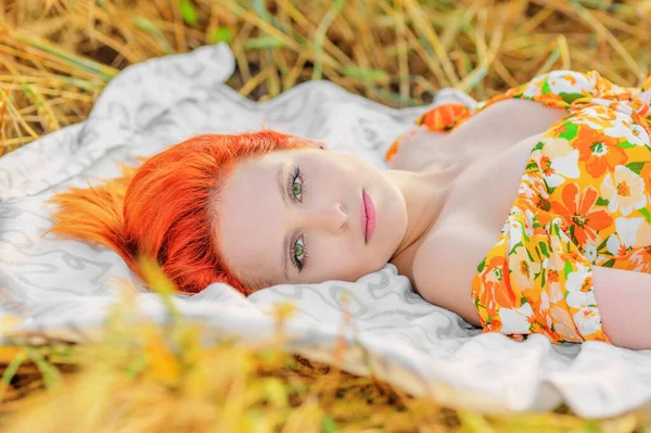 Beautiful Young Woman Lying Field Looking Camera Summer Day — Stock Photo, Image