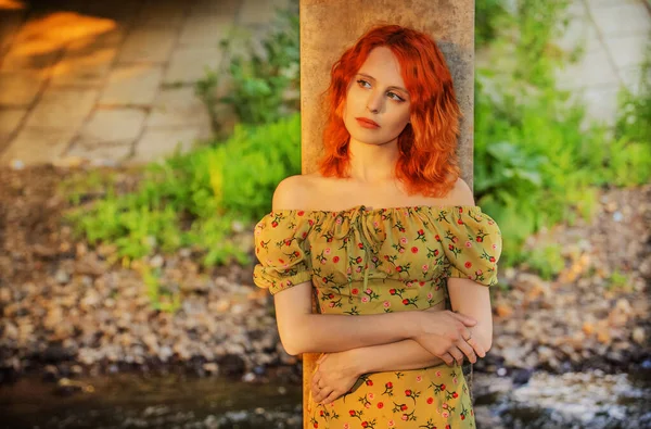 Portrait Beautiful Young Woman Looking Distance Sunlight Summer Evening — Stock Photo, Image