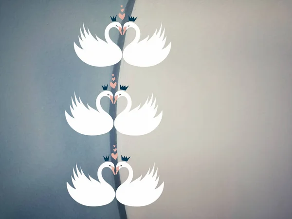 Şablon, pankart, düğün davetiyesi, beyaz-mavi arkaplanda, mavi bir çizgi ile çapraz olarak, köşegen olarak kuğuları yerleştirin, metin için boş alan var. Görüntü.