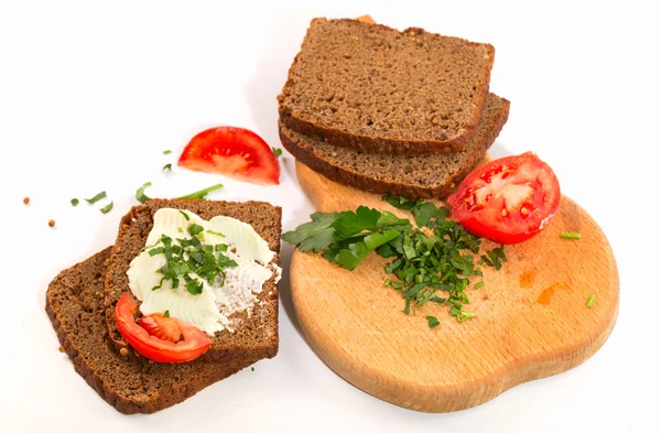 Sanduíches de pão de centeio em um fundo branco — Fotografia de Stock