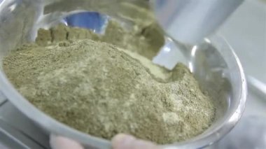 Üretim Rus köfte (Ravioli, Pot etiket) - otomatik üretim hattı