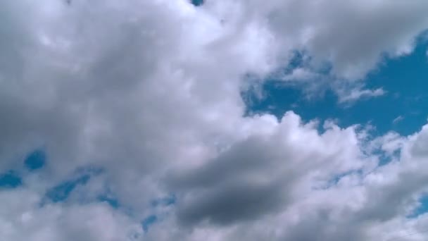 Movimiento de nube en el cielo - Timelapse — Vídeos de Stock