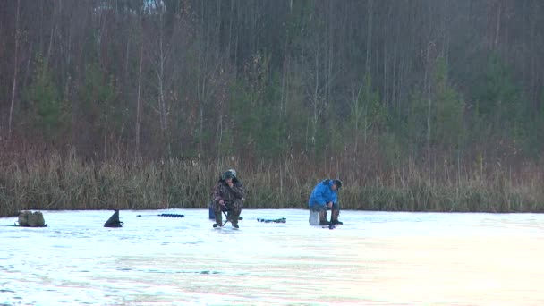 Fishing on the ice — Stock Video